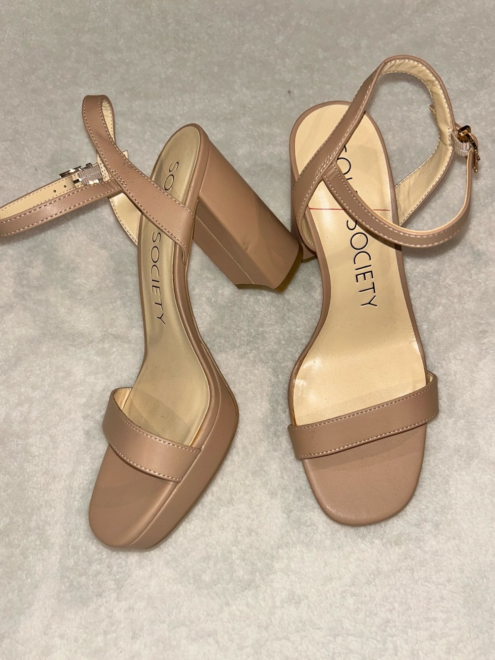Sole Society nude ankle strap platform heels chunky block heel women’s size 10